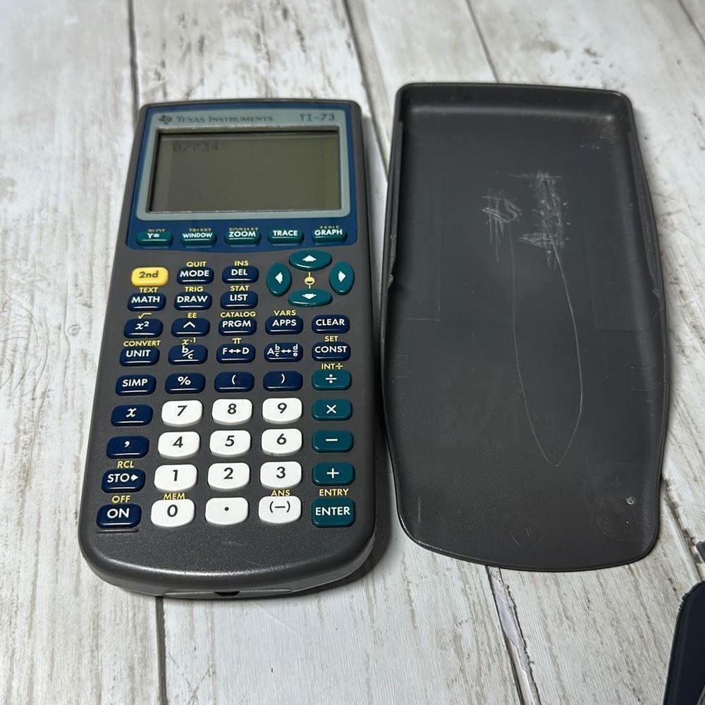 Texas Instruments TI 73 Graphing Calculator with Cover Tested‎ Calculus 1997